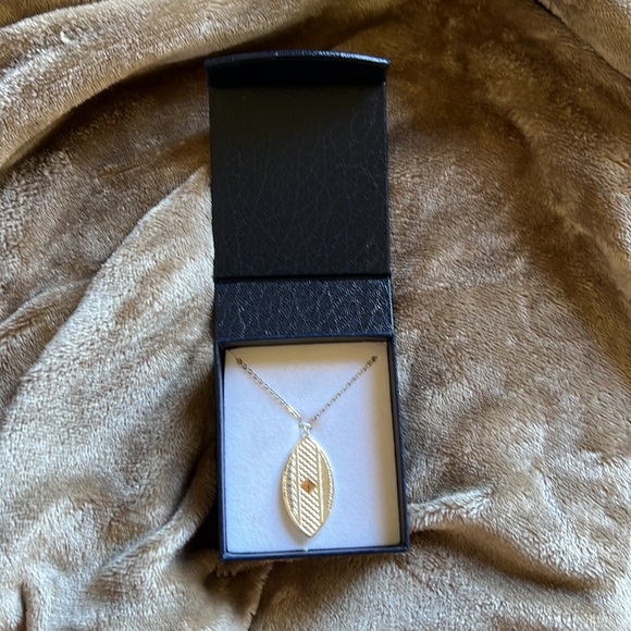 Montana silversmiths necklace - Picture 2 of 3